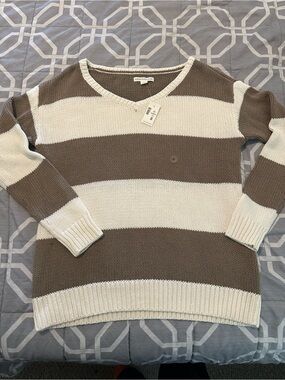 Aeropostale A New Day V-Neck Striped Pullover Sweater - Cream & Taupe